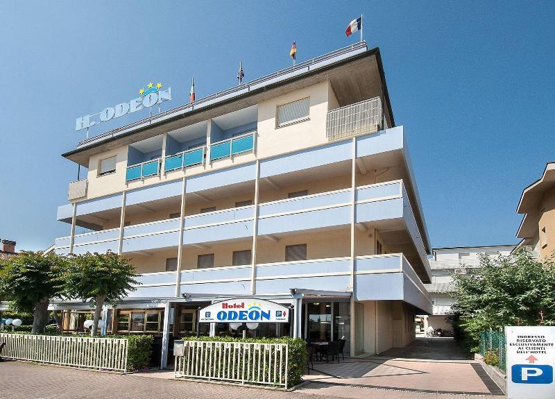 קרביה Hotel Odeon מראה חיצוני תמונה