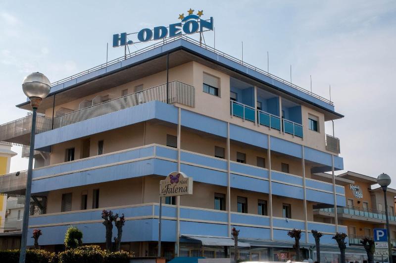 קרביה Hotel Odeon מראה חיצוני תמונה